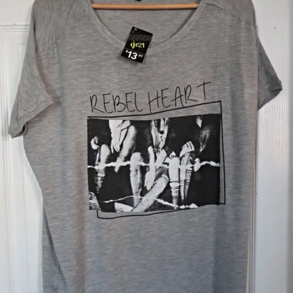 3 Cute T-Shirts NWT's - Picture 5 of 9